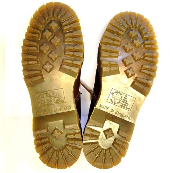 Dr. Martens Vintage England made brown leather 8338 Grunge lace up 8 hole Boot - Picture 10 of 11